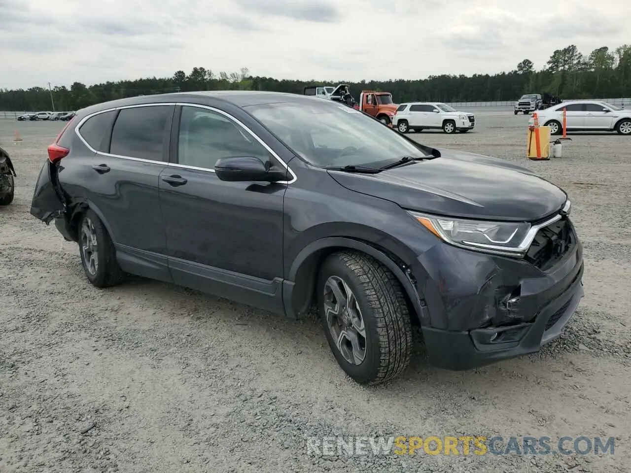 4 Photograph of a damaged car 7FARW1H87KE011138 HONDA CRV 2019