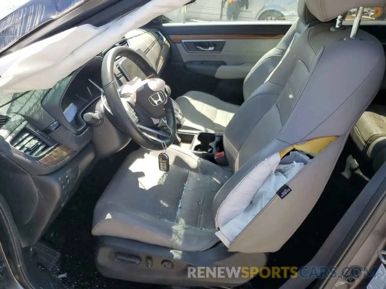 7 Photograph of a damaged car 7FARW1H89KE019421 HONDA CRV 2019