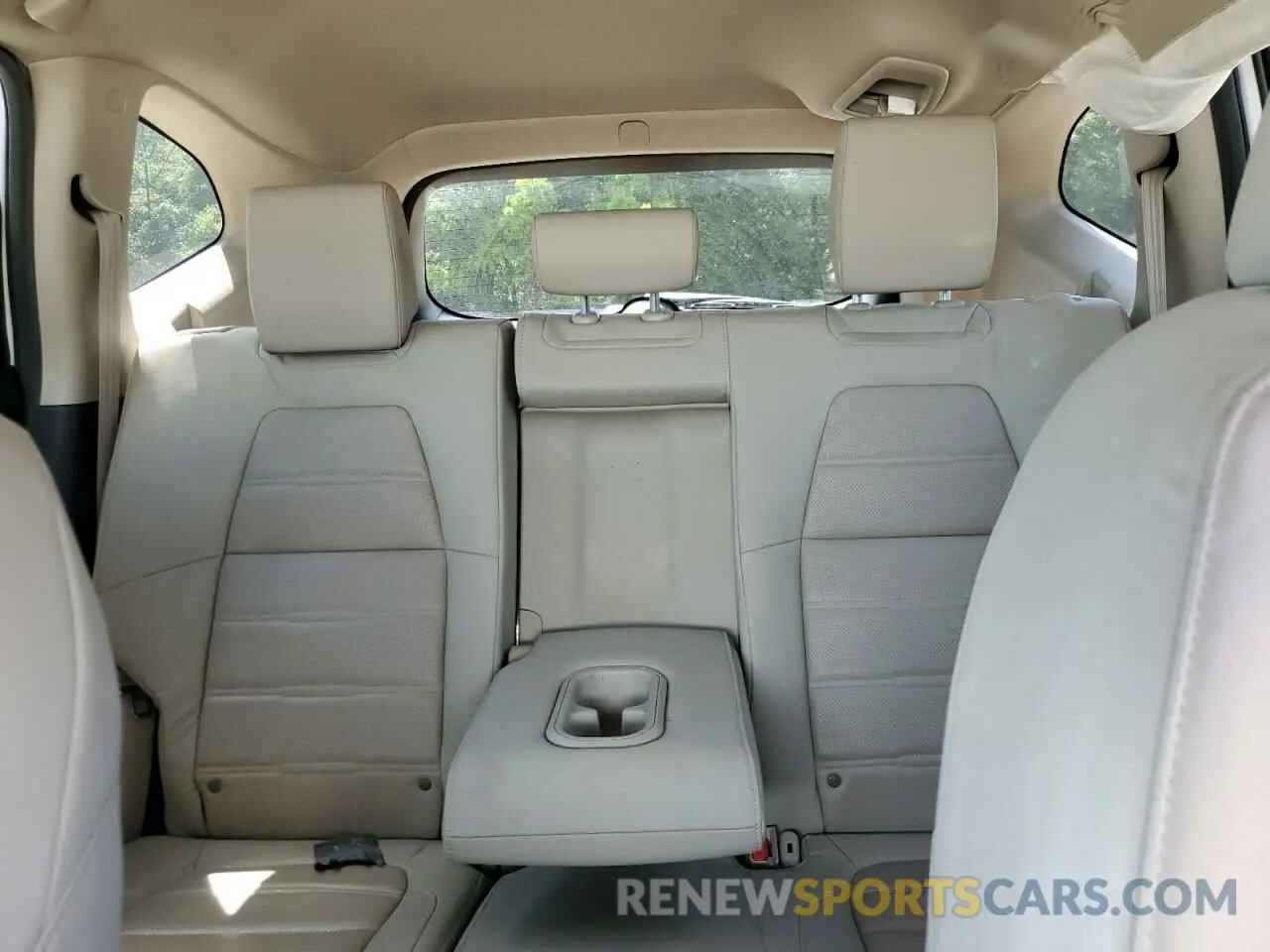 10 Photograph of a damaged car 7FARW1H8XKE024191 HONDA CRV 2019