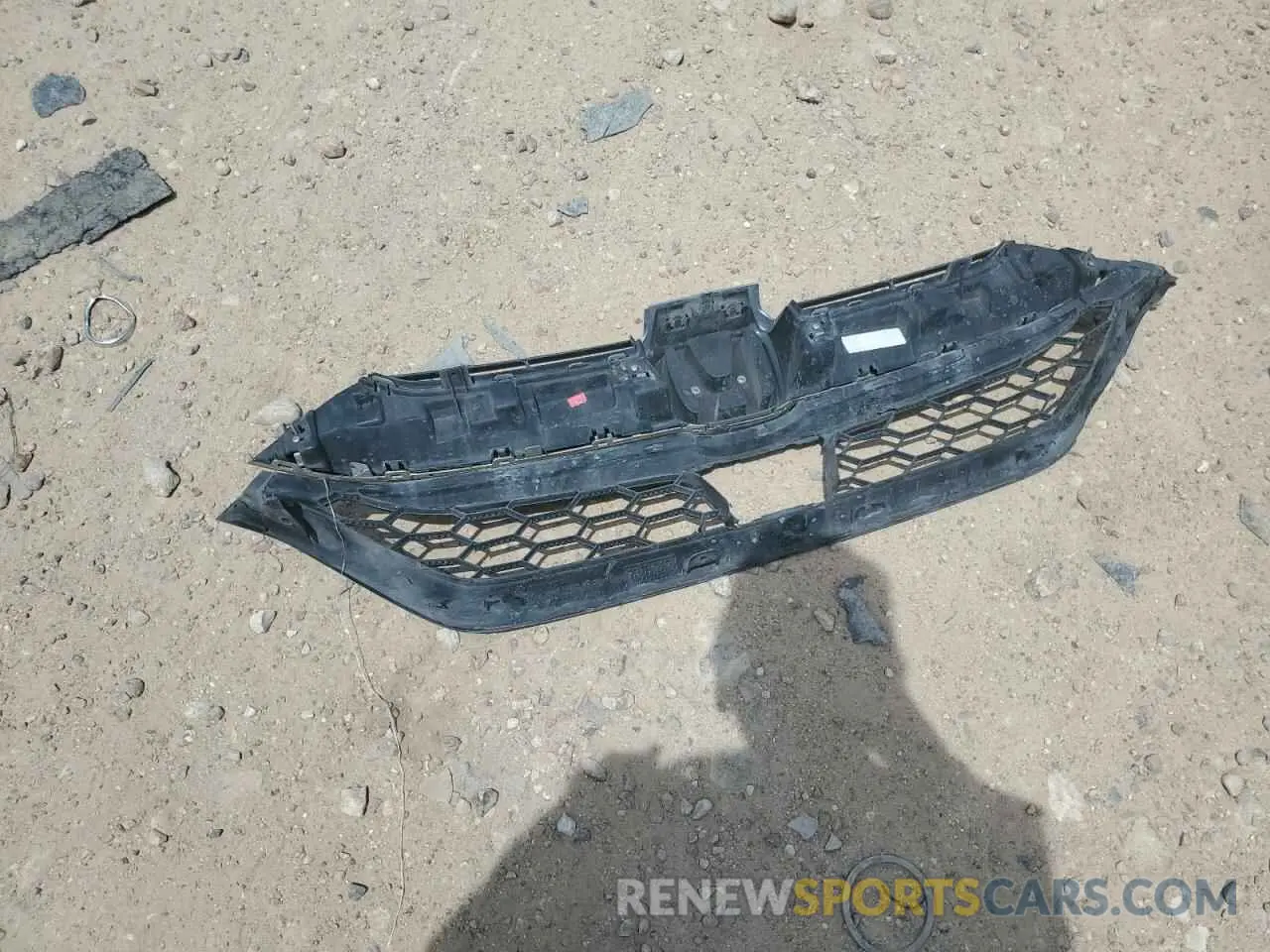13 Photograph of a damaged car 7FARW1H93KE007306 HONDA CRV 2019