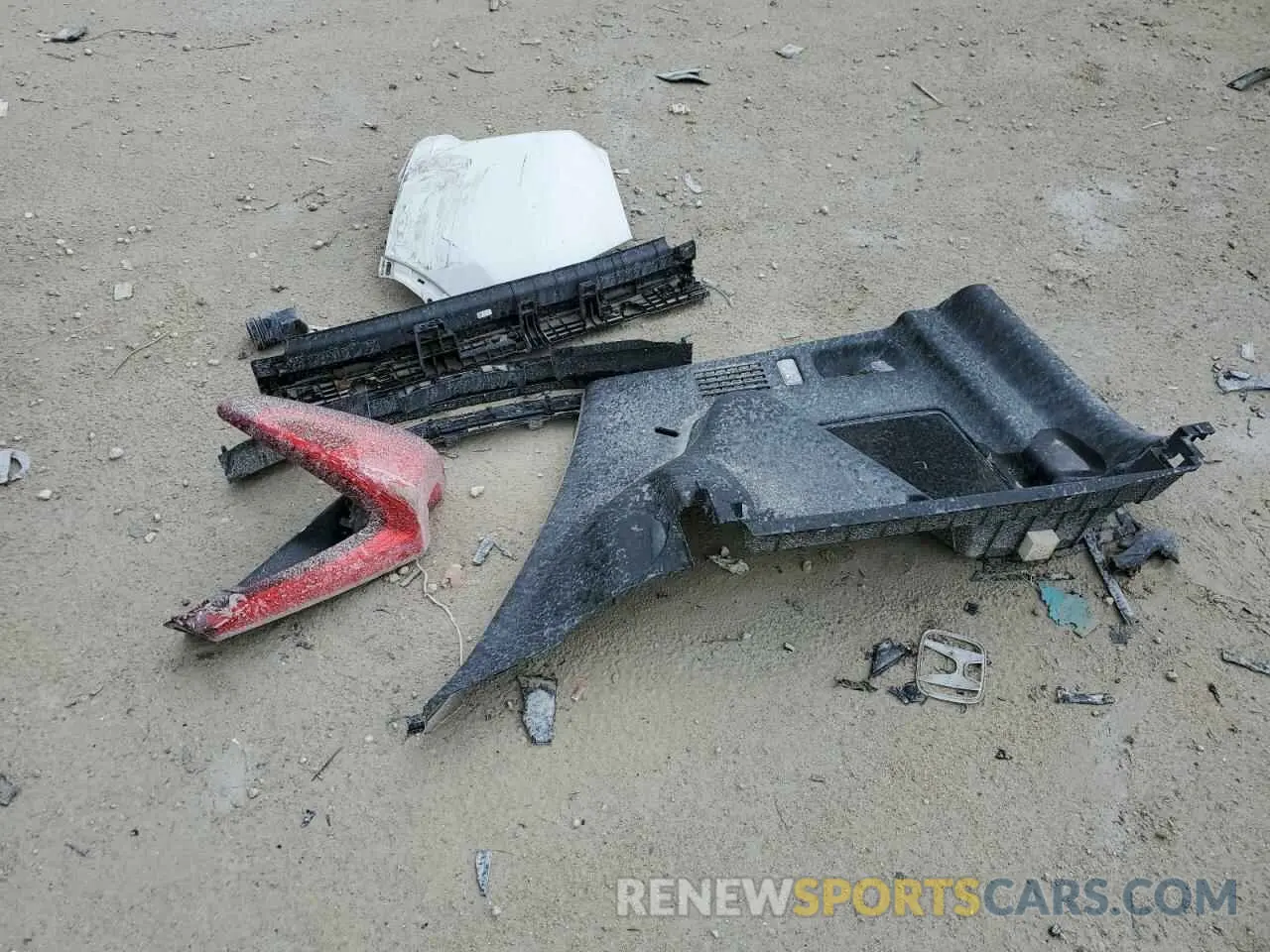 13 Photograph of a damaged car 7FARW1H94KE011980 HONDA CRV 2019