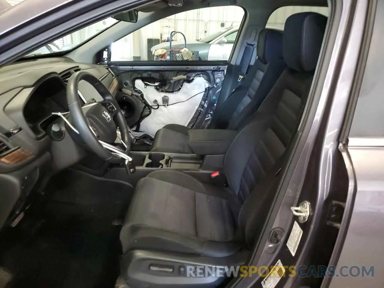 7 Photograph of a damaged car 7FARW2H51KE036614 HONDA CRV 2019