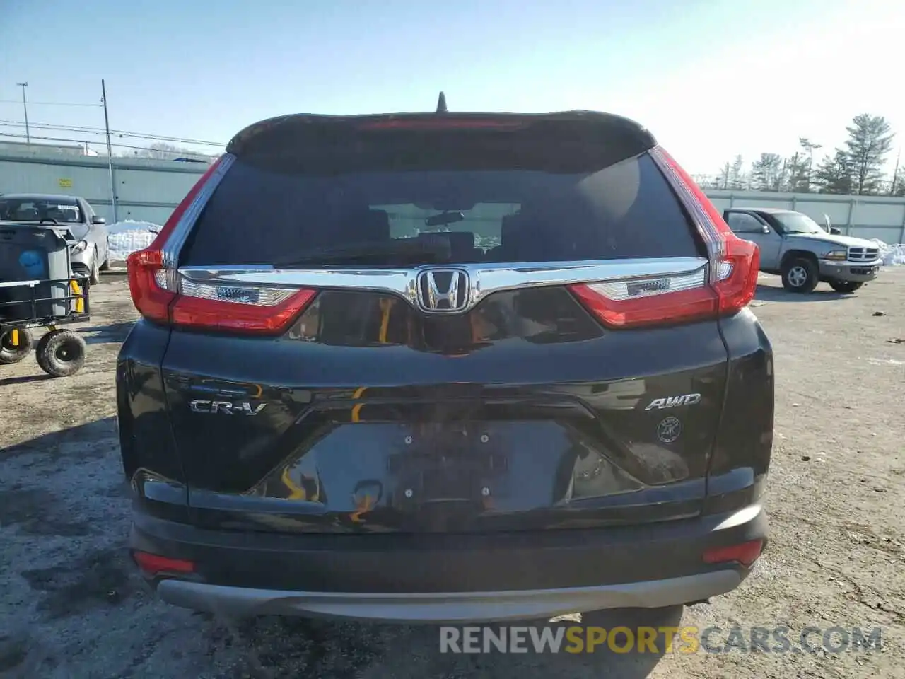 6 Photograph of a damaged car 7FARW2H52KE017280 HONDA CRV 2019