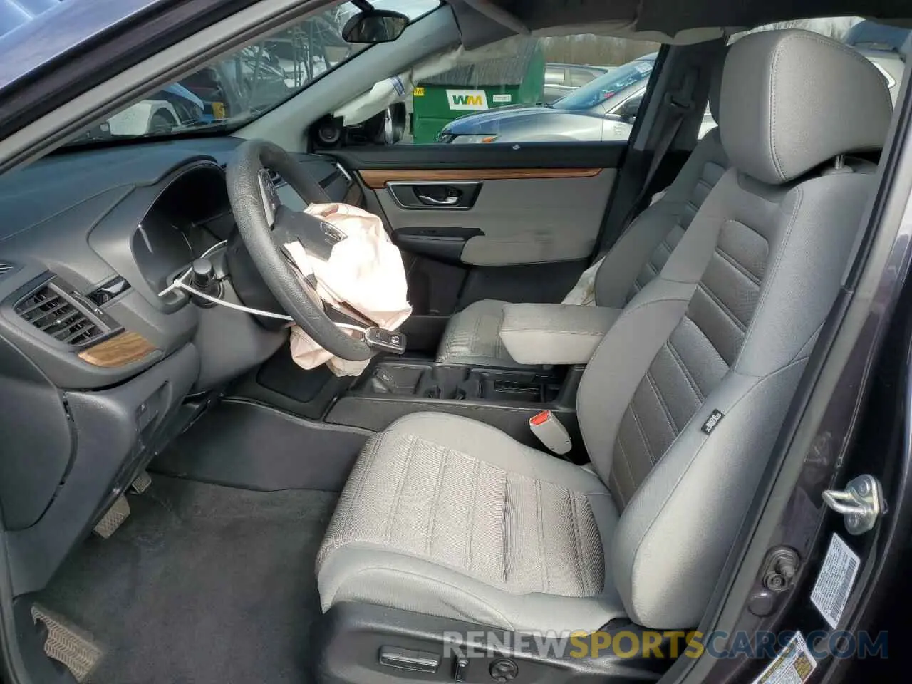 7 Photograph of a damaged car 7FARW2H52KE046410 HONDA CRV 2019