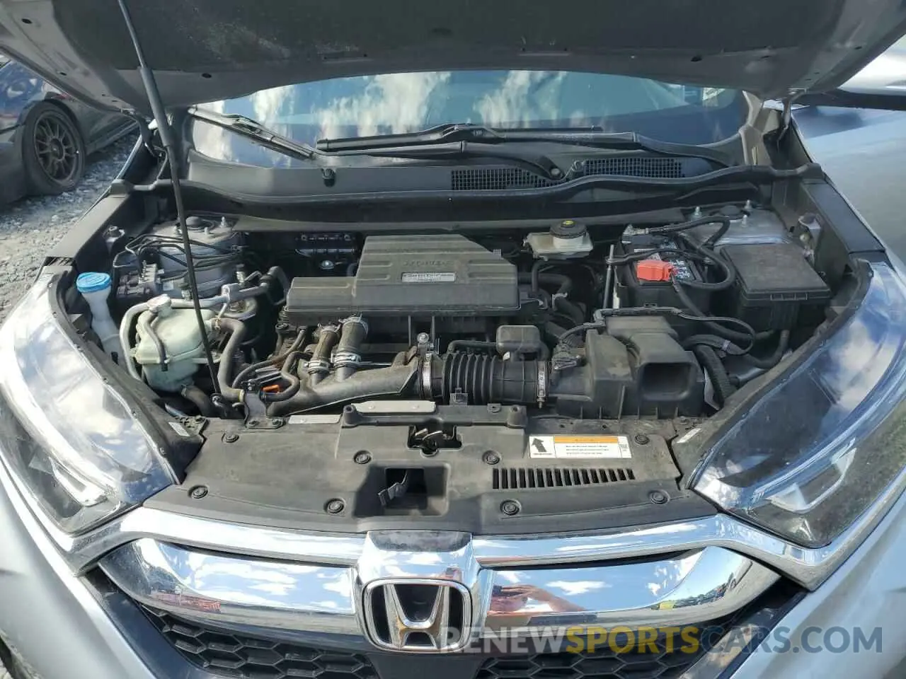 12 Photograph of a damaged car 7FARW2H52KE048478 HONDA CRV 2019