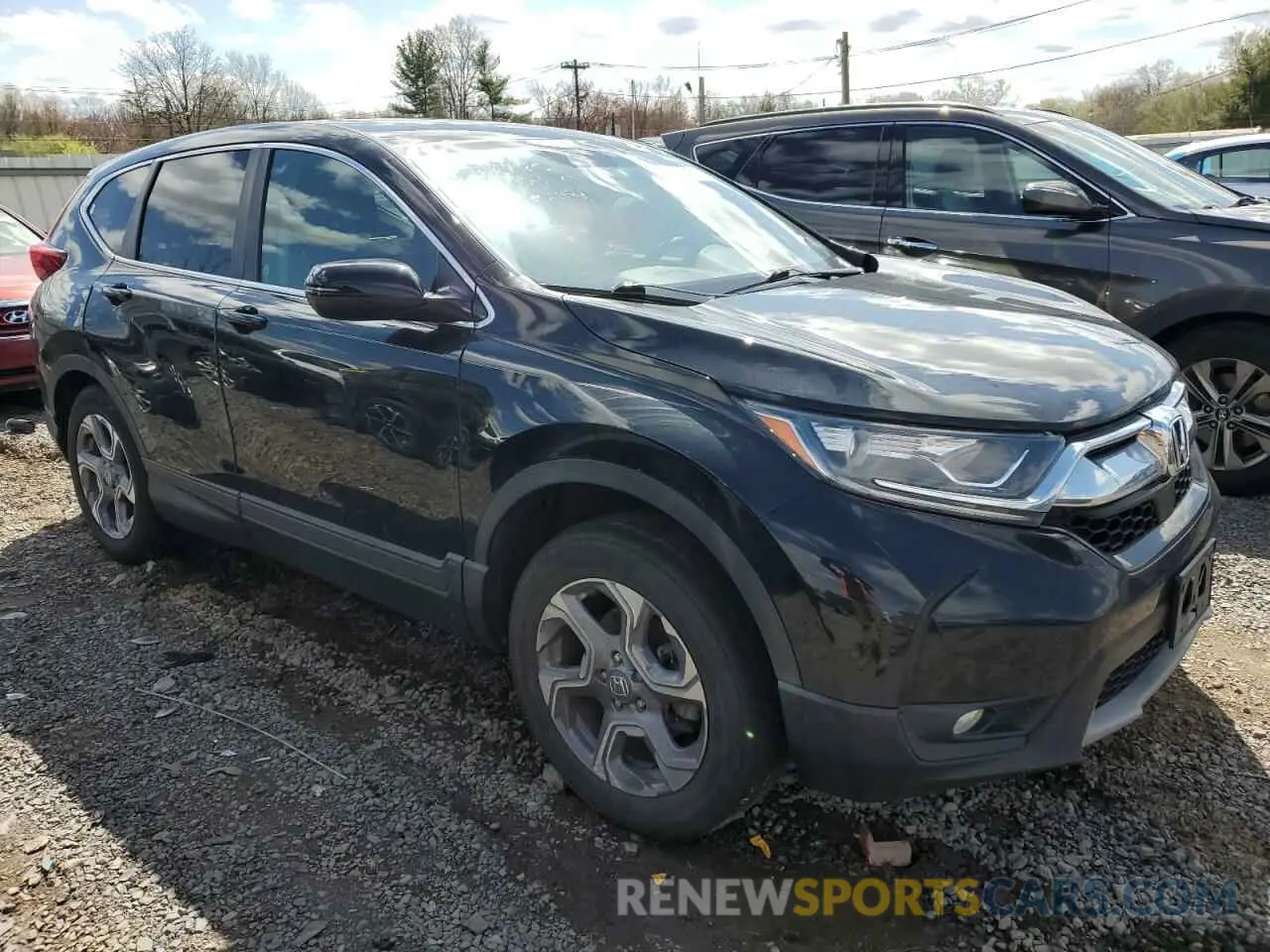 4 Photograph of a damaged car 7FARW2H53KE048764 HONDA CRV 2019