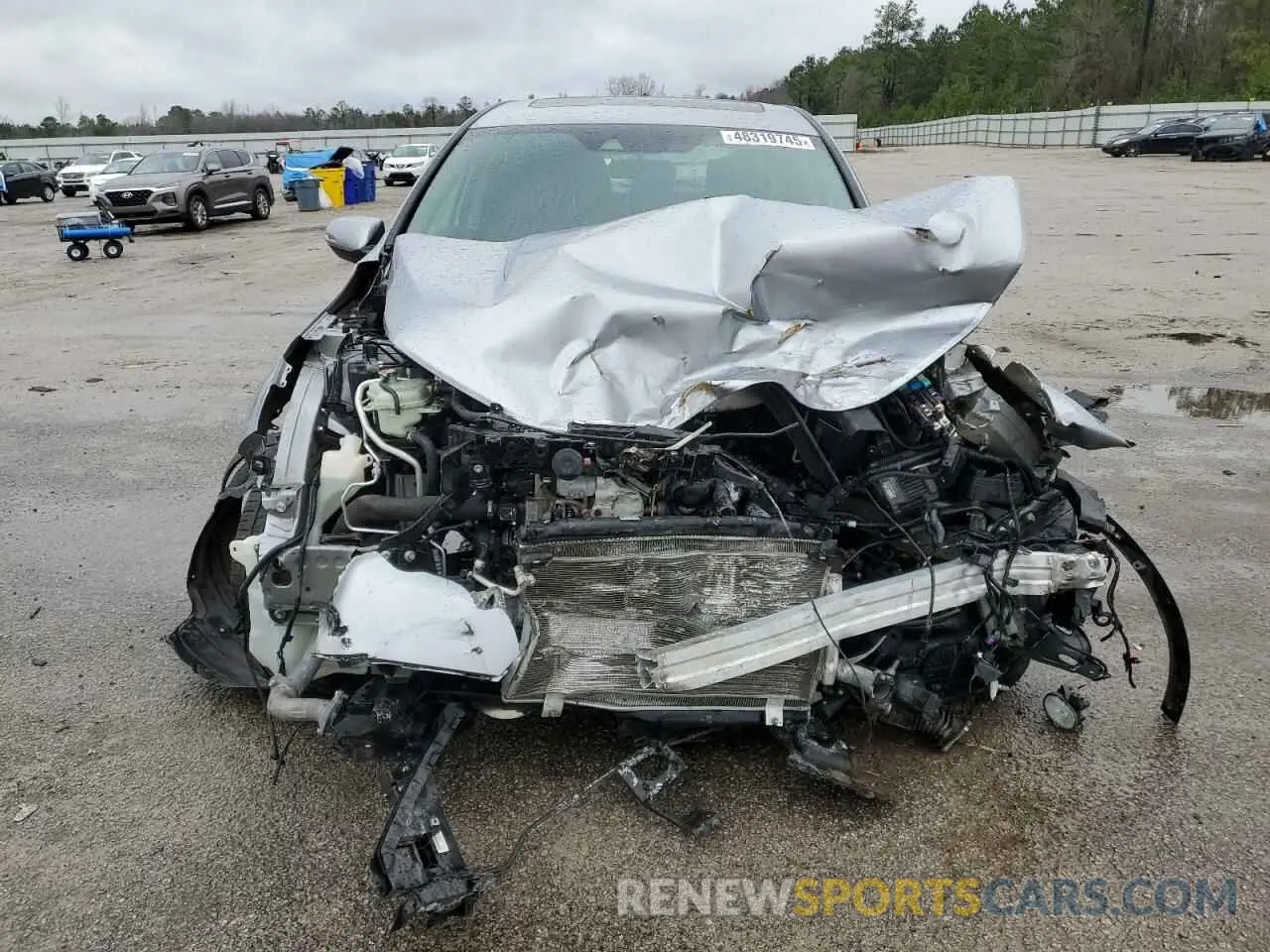 5 Photograph of a damaged car 7FARW2H54KE047302 HONDA CRV 2019