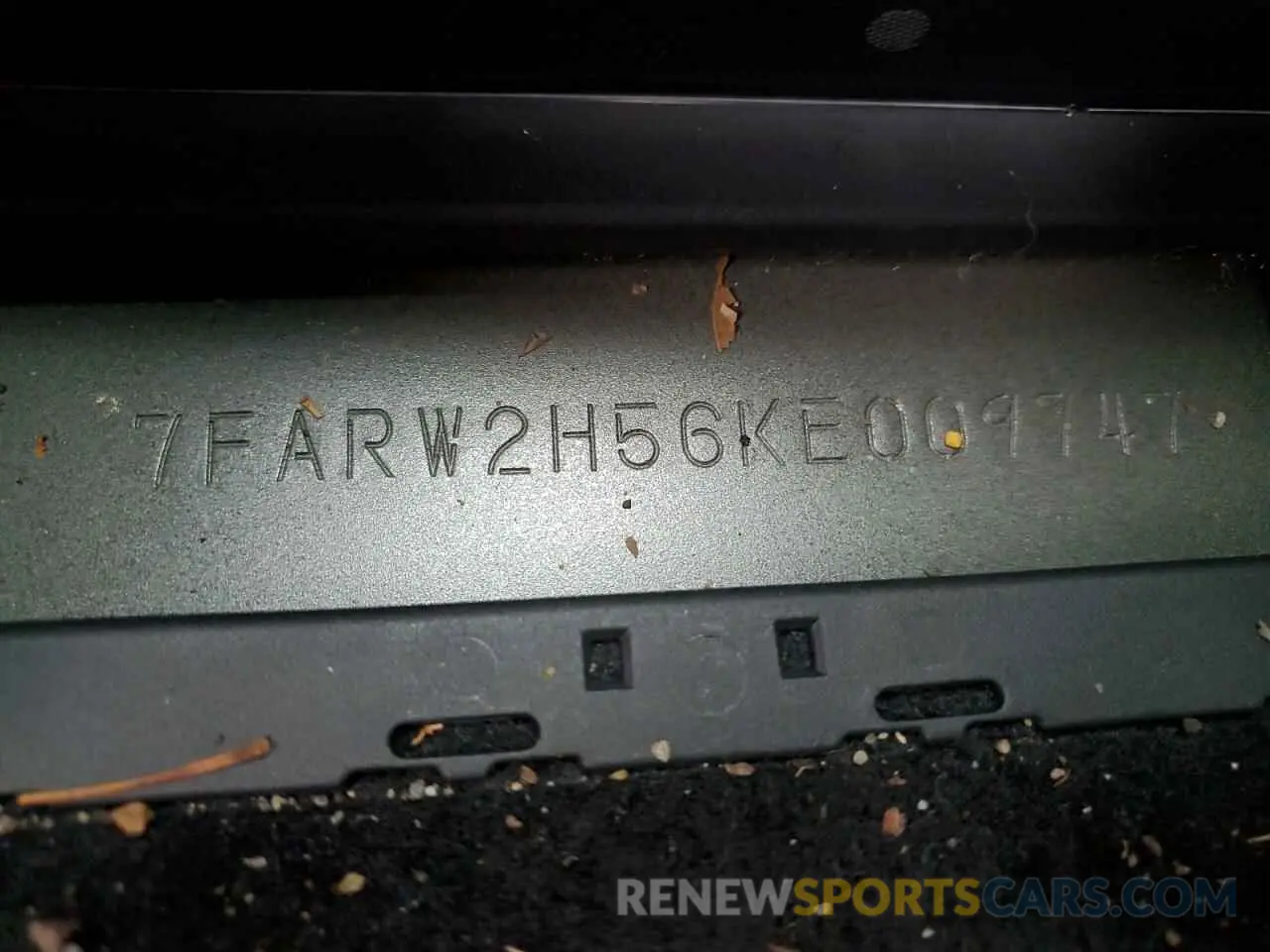 13 Photograph of a damaged car 7FARW2H56KE009747 HONDA CRV 2019