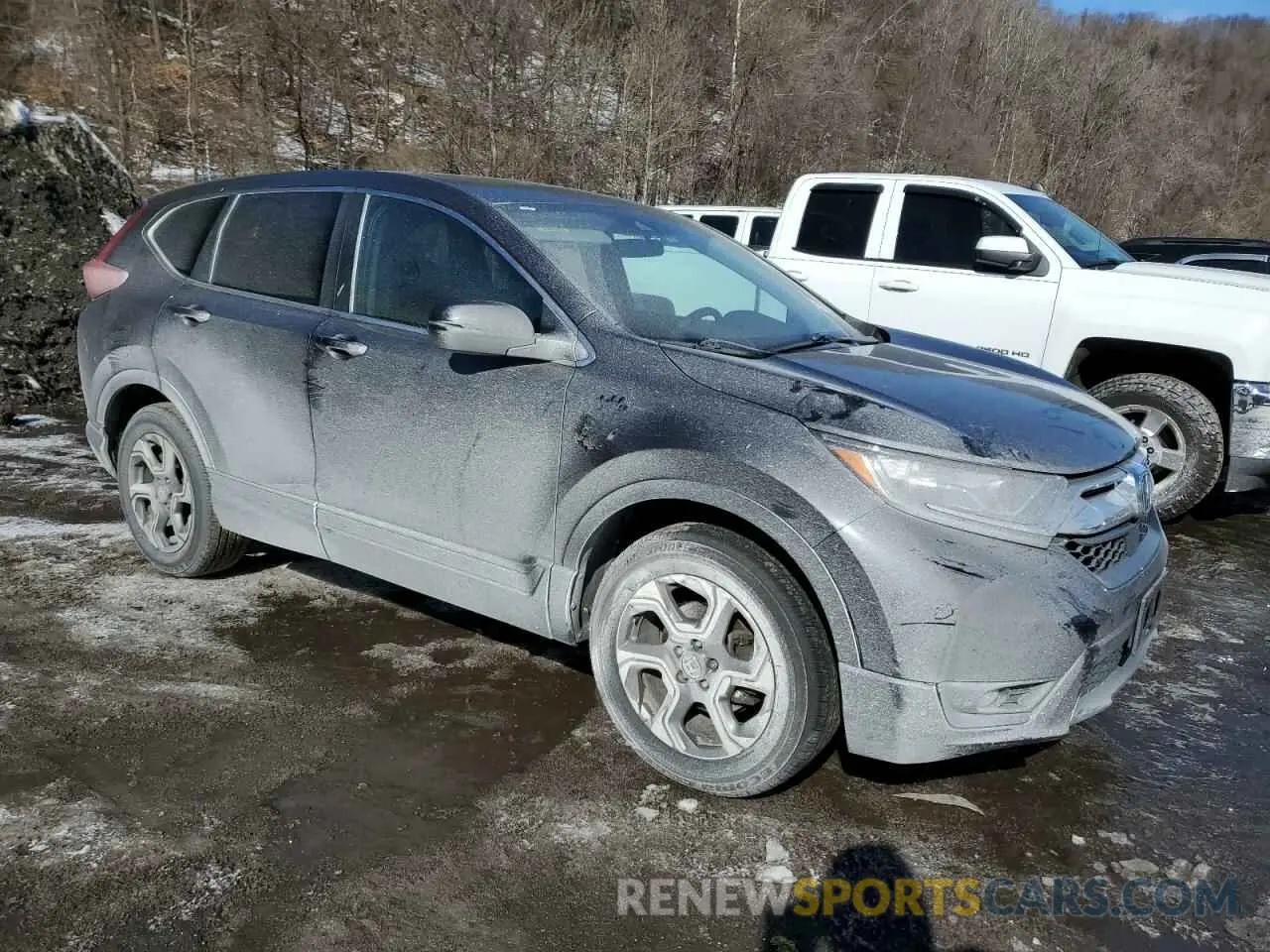 4 Photograph of a damaged car 7FARW2H56KE009747 HONDA CRV 2019