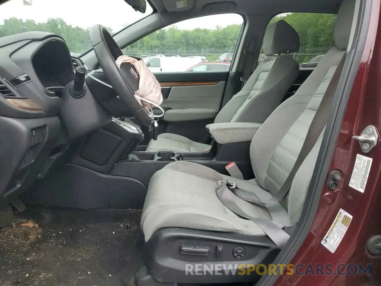 7 Photograph of a damaged car 7FARW2H57KE018599 HONDA CRV 2019