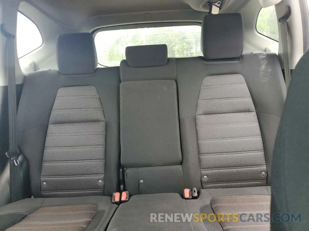 10 Photograph of a damaged car 7FARW2H57KE047617 HONDA CRV 2019