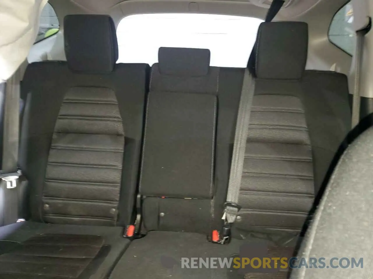 10 Photograph of a damaged car 7FARW2H58KE013377 HONDA CRV 2019