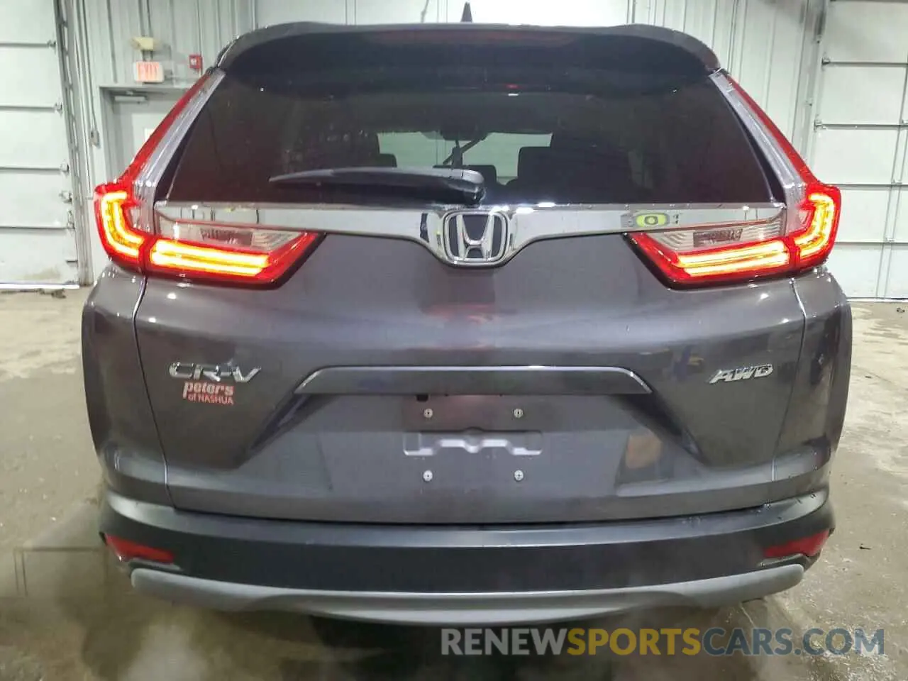 6 Photograph of a damaged car 7FARW2H58KE013377 HONDA CRV 2019
