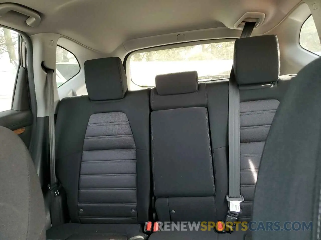 10 Photograph of a damaged car 7FARW2H58KE042717 HONDA CRV 2019