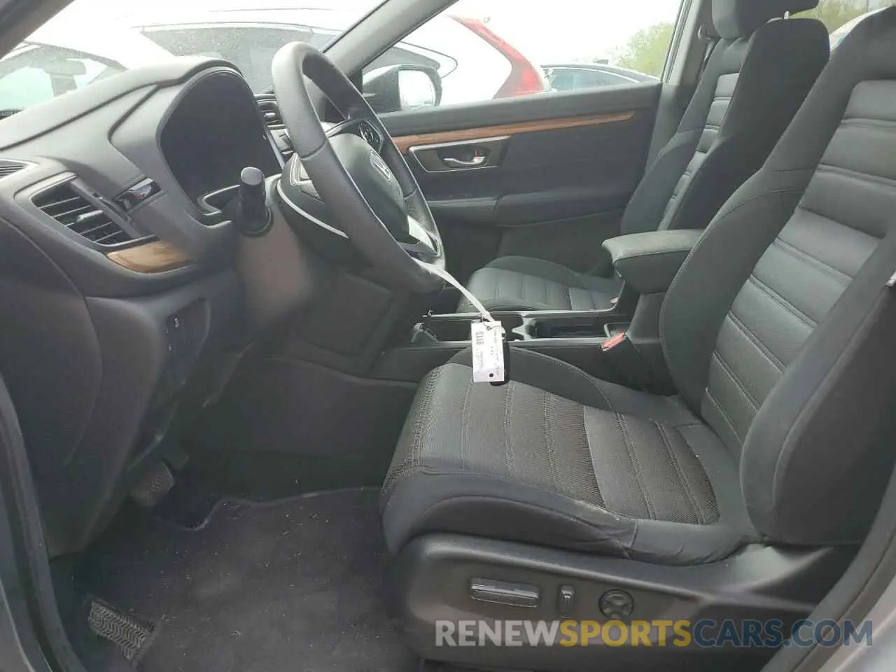 7 Photograph of a damaged car 7FARW2H59KE005658 HONDA CRV 2019