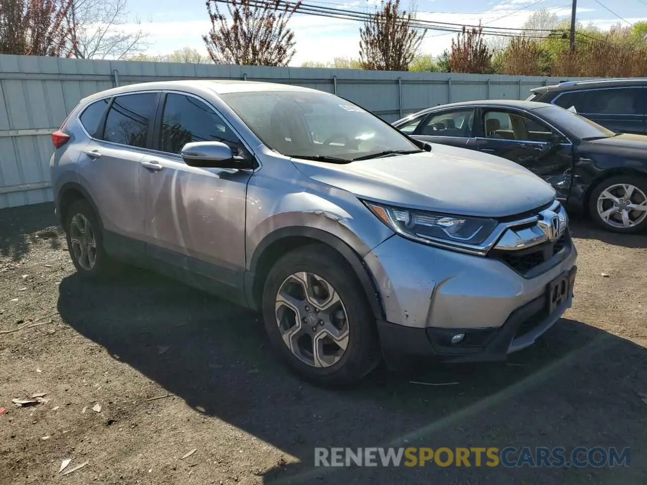 4 Photograph of a damaged car 7FARW2H59KE037008 HONDA CRV 2019