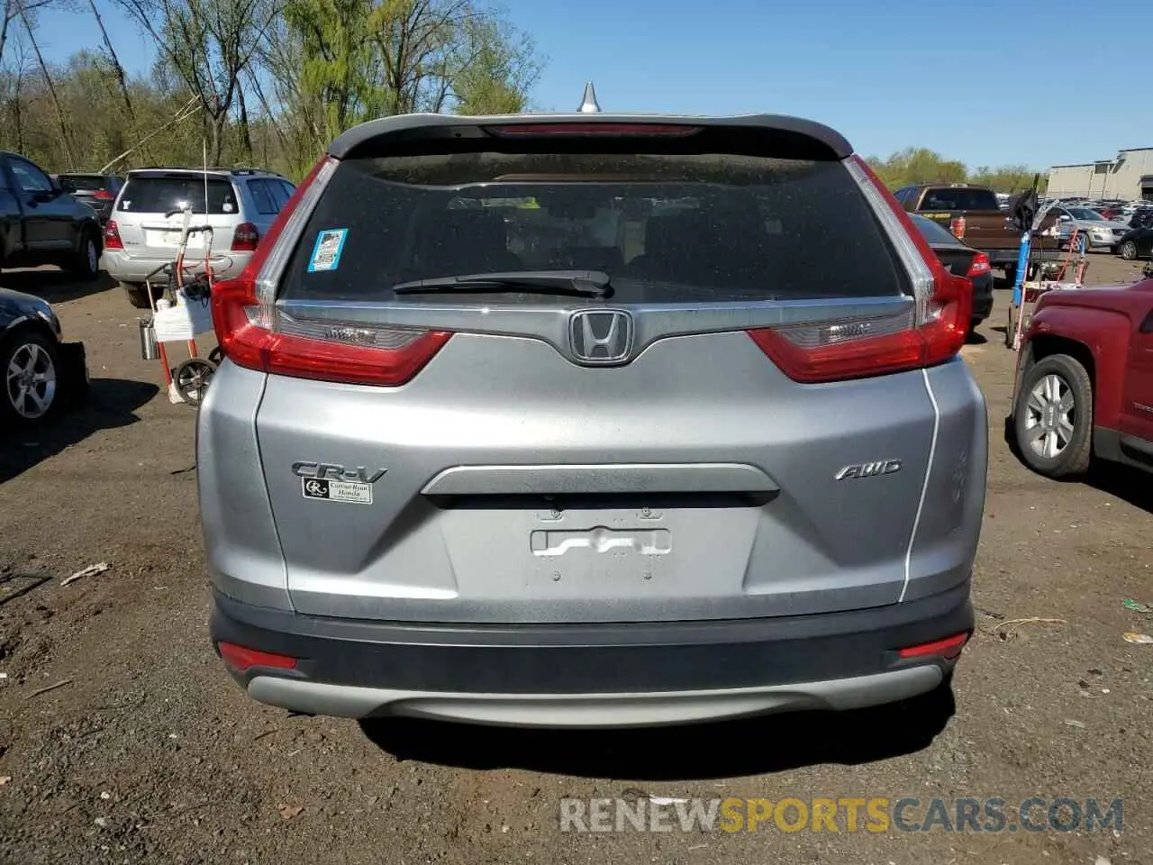 6 Photograph of a damaged car 7FARW2H59KE037008 HONDA CRV 2019