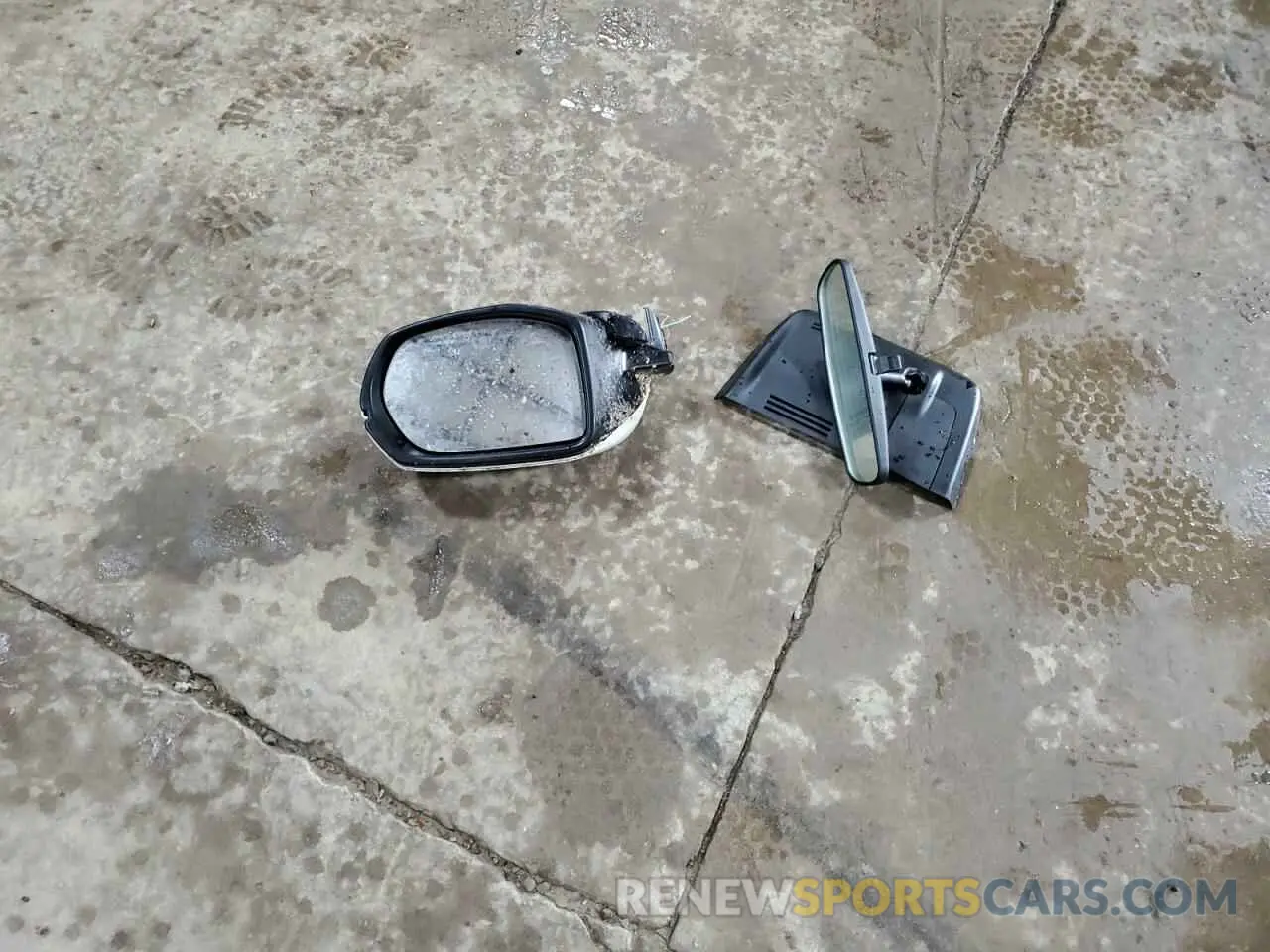 13 Photograph of a damaged car 7FARW2H5XKE037292 HONDA CRV 2019