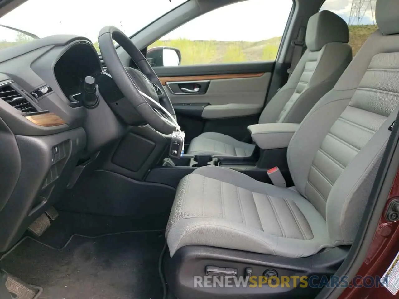 7 Photograph of a damaged car 7FARW2H5XKE046283 HONDA CRV 2019