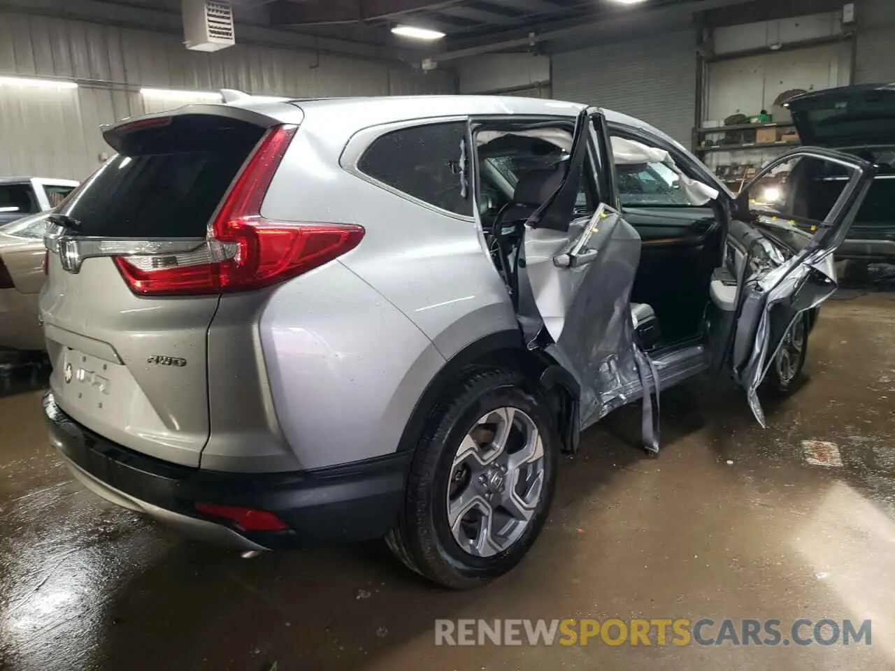 3 Photograph of a damaged car 7FARW2H81KE020360 HONDA CRV 2019