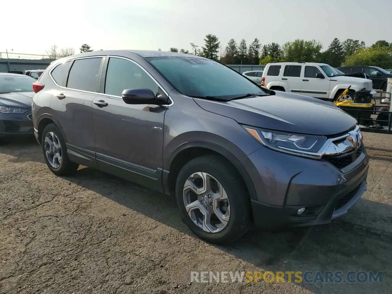 4 Photograph of a damaged car 7FARW2H81KE061250 HONDA CRV 2019