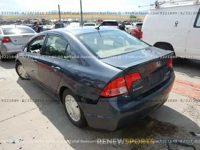 4 Photograph of a damaged car 7FARW2H84KE015685 HONDA CRV 2019