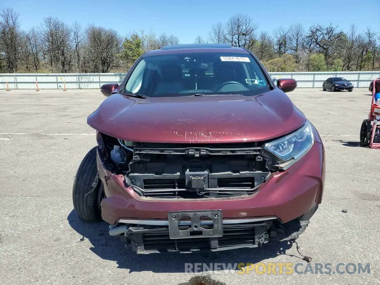 5 Photograph of a damaged car 7FARW2H84KE018635 HONDA CRV 2019