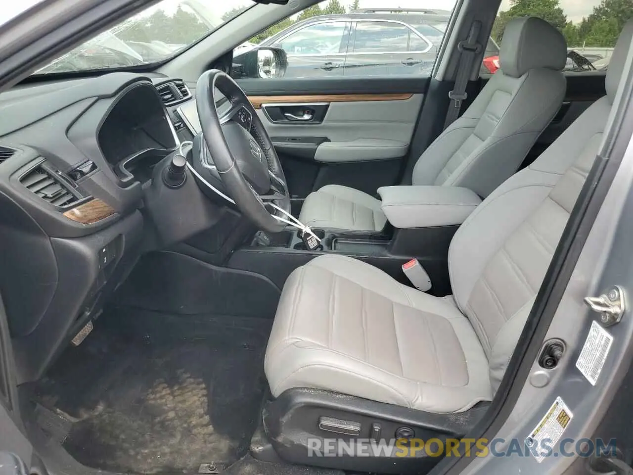7 Photograph of a damaged car 7FARW2H85KE030101 HONDA CRV 2019