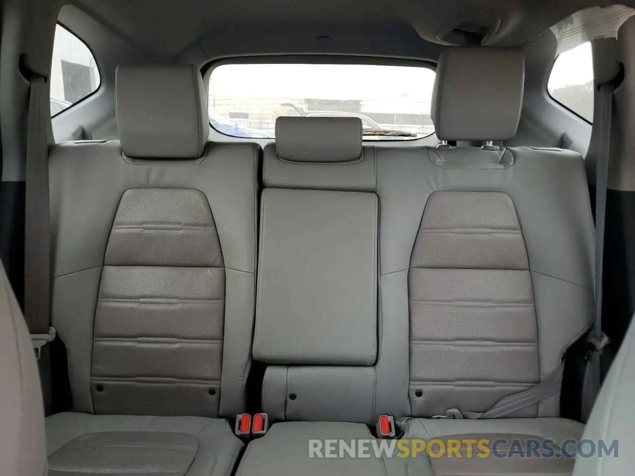 10 Photograph of a damaged car 7FARW2H86KE022069 HONDA CRV 2019
