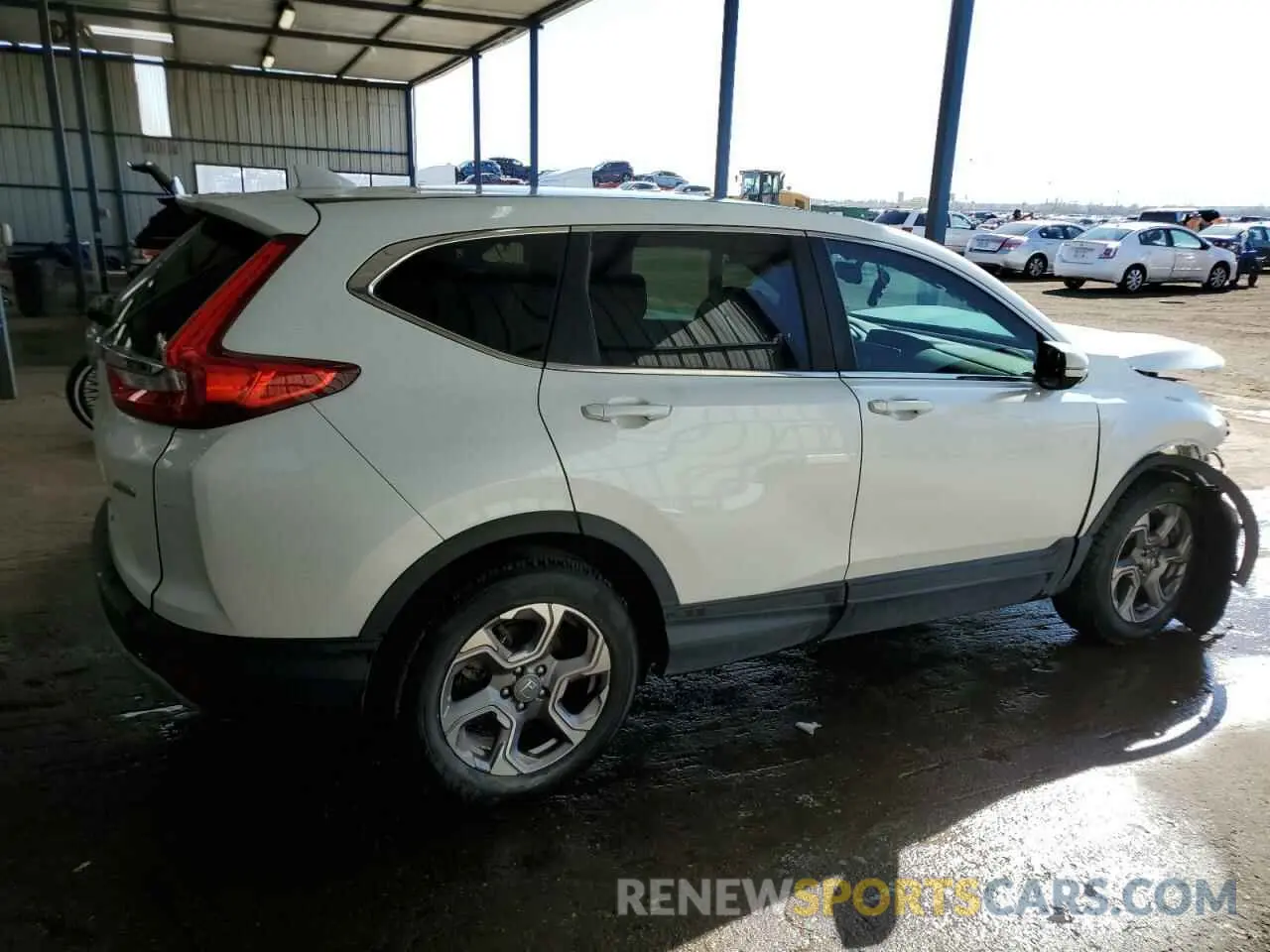 3 Photograph of a damaged car 7FARW2H86KE061891 HONDA CRV 2019