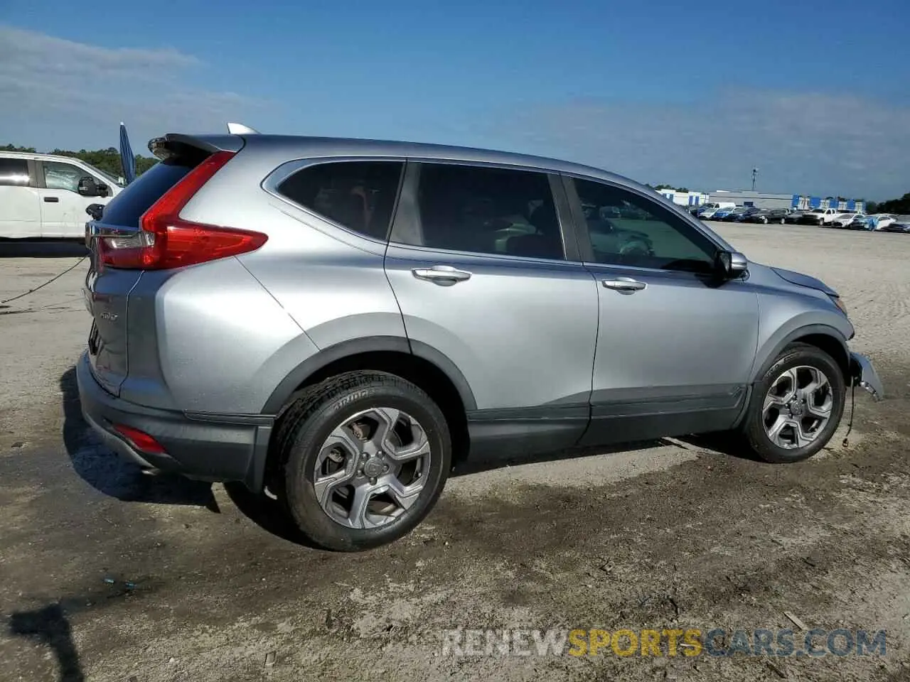 3 Photograph of a damaged car 7FARW2H86KE064452 HONDA CRV 2019