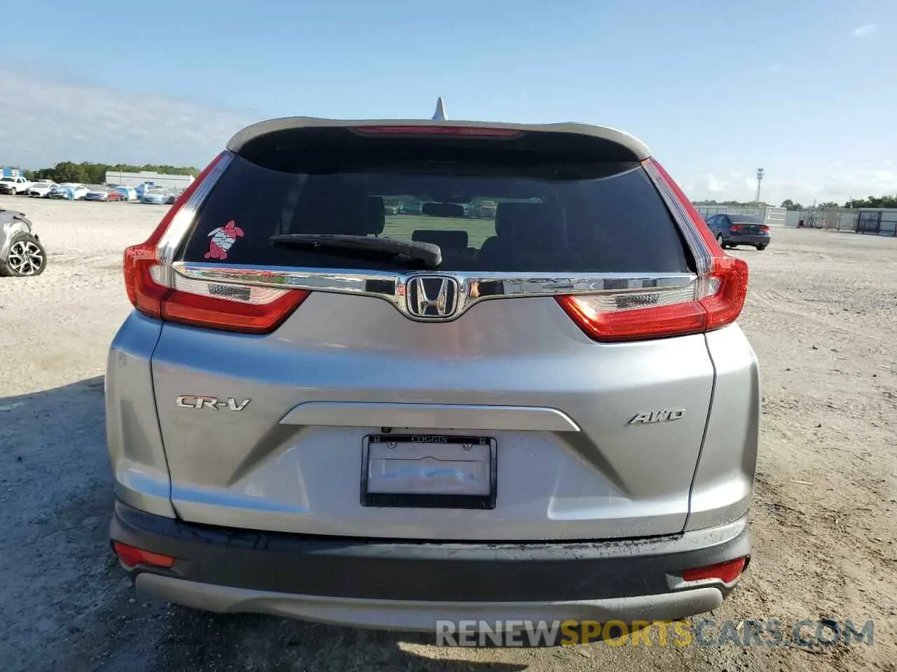 6 Photograph of a damaged car 7FARW2H86KE064452 HONDA CRV 2019