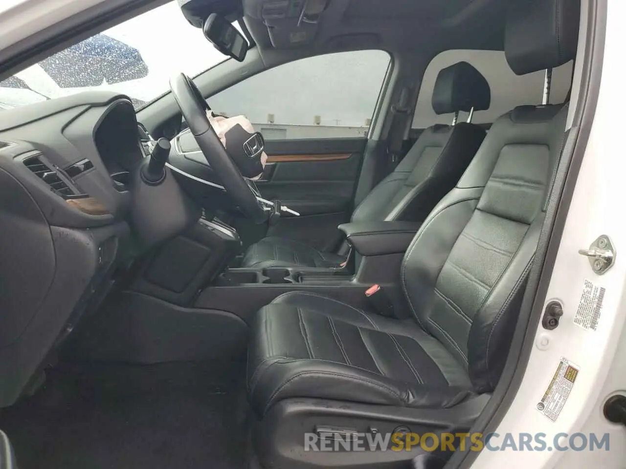 7 Photograph of a damaged car 7FARW2H87KE029550 HONDA CRV 2019