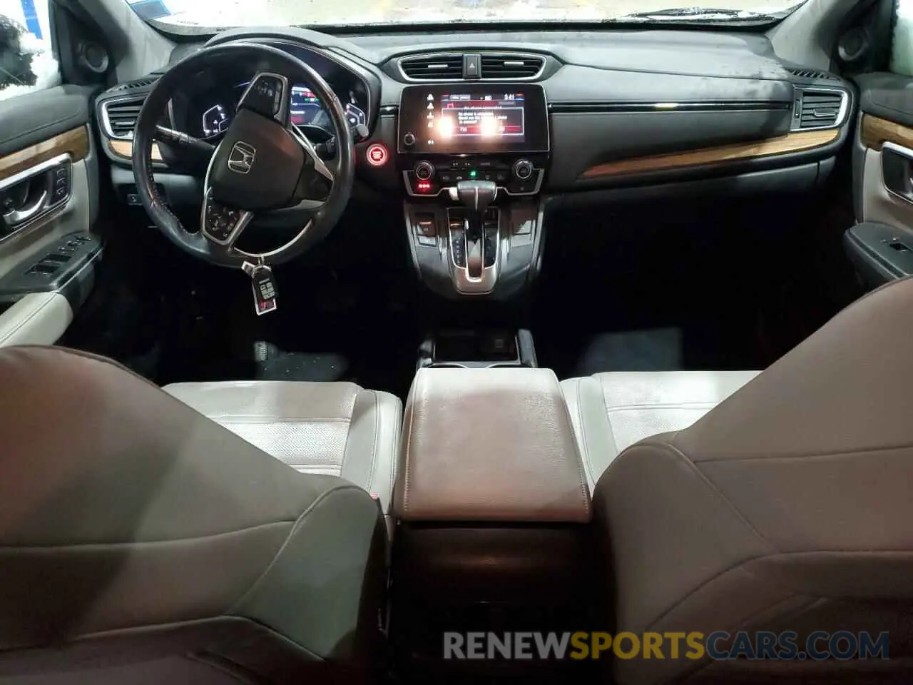 8 Photograph of a damaged car 7FARW2H88KE027886 HONDA CRV 2019
