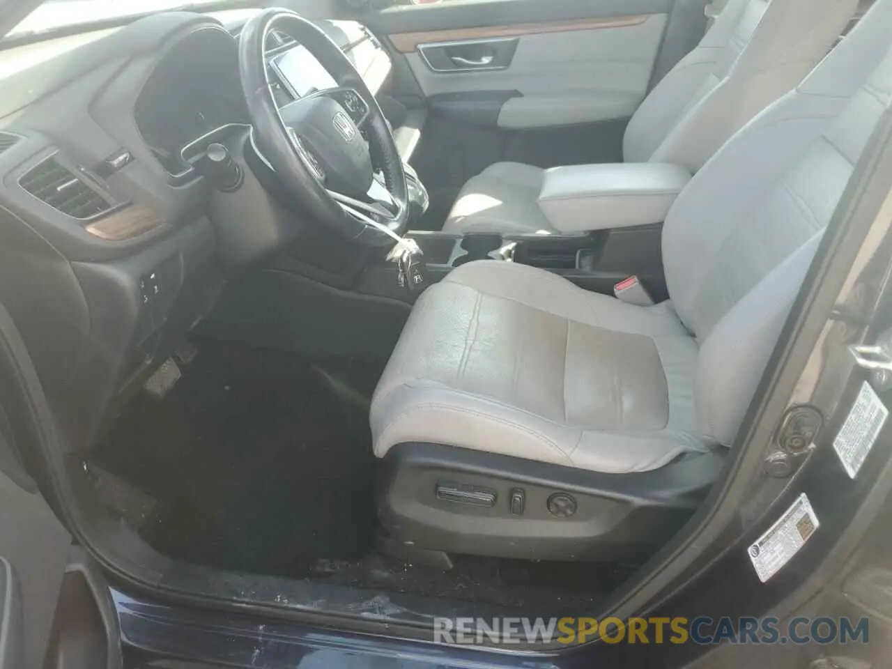 7 Photograph of a damaged car 7FARW2H8XKE041854 HONDA CRV 2019