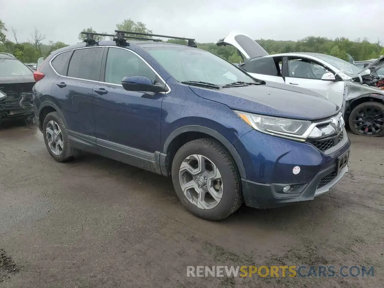 4 Photograph of a damaged car 7FARW2H8XKE043362 HONDA CRV 2019