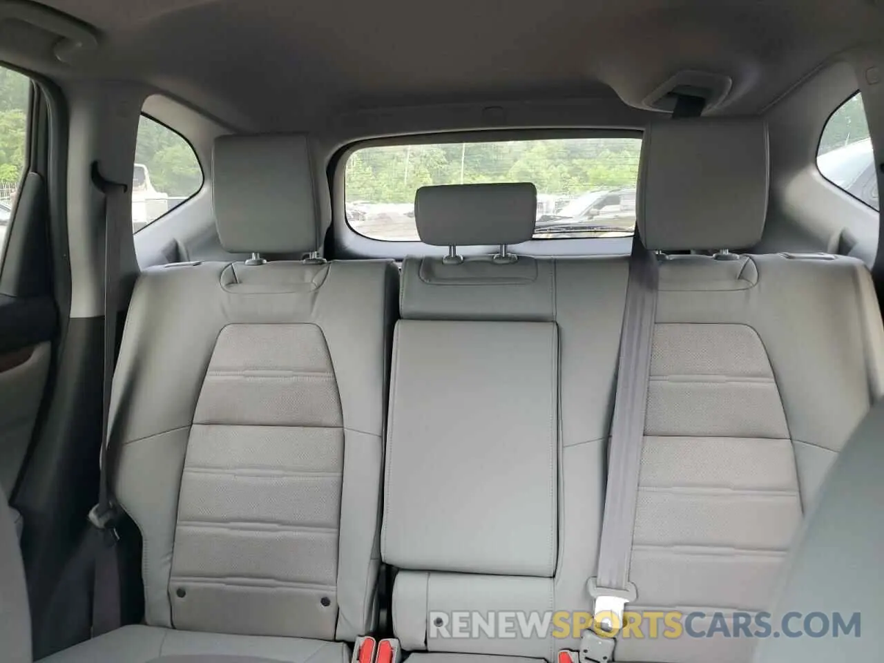 10 Photograph of a damaged car 7FARW2H93KE017209 HONDA CRV 2019