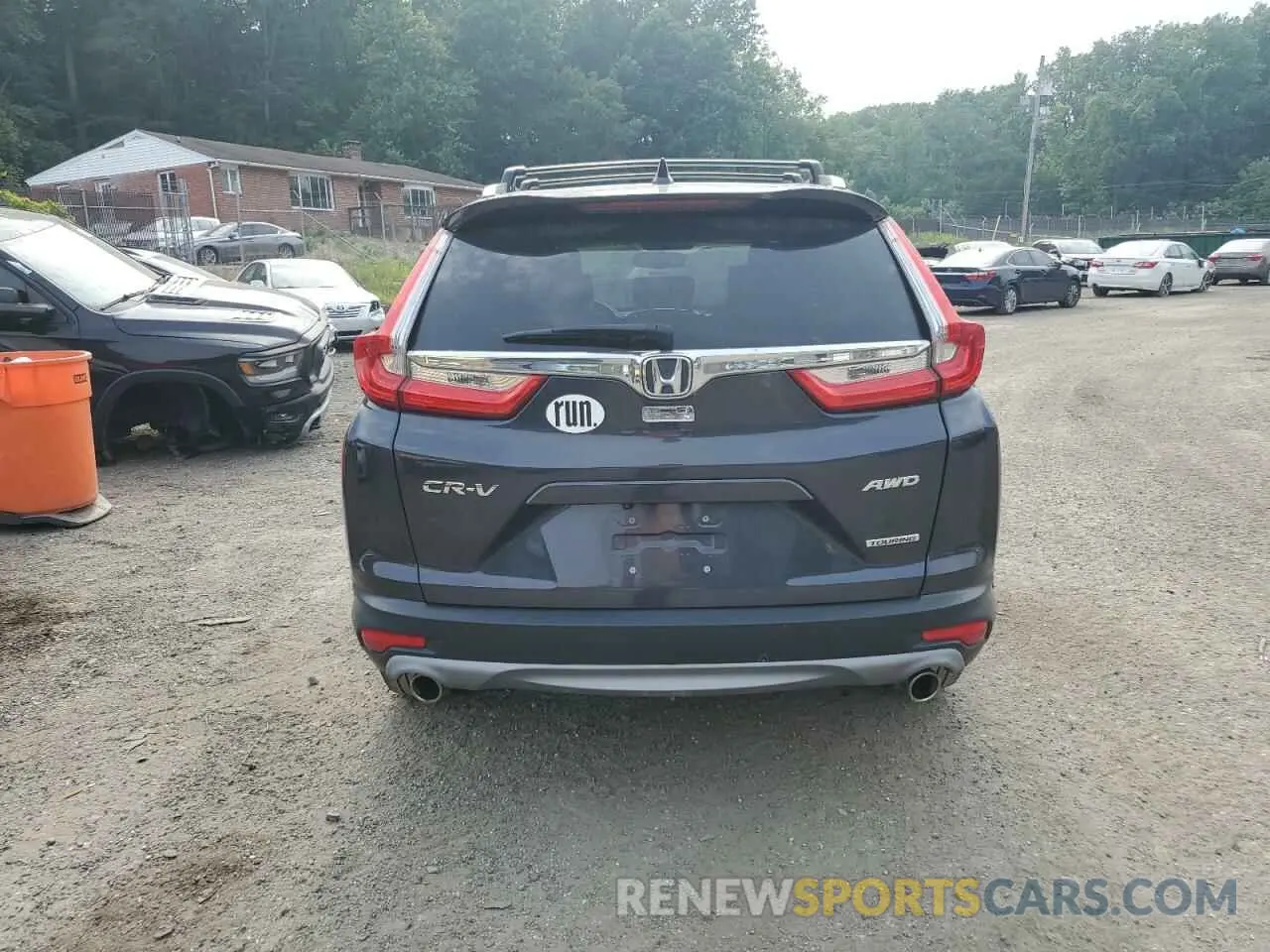 6 Photograph of a damaged car 7FARW2H93KE017209 HONDA CRV 2019