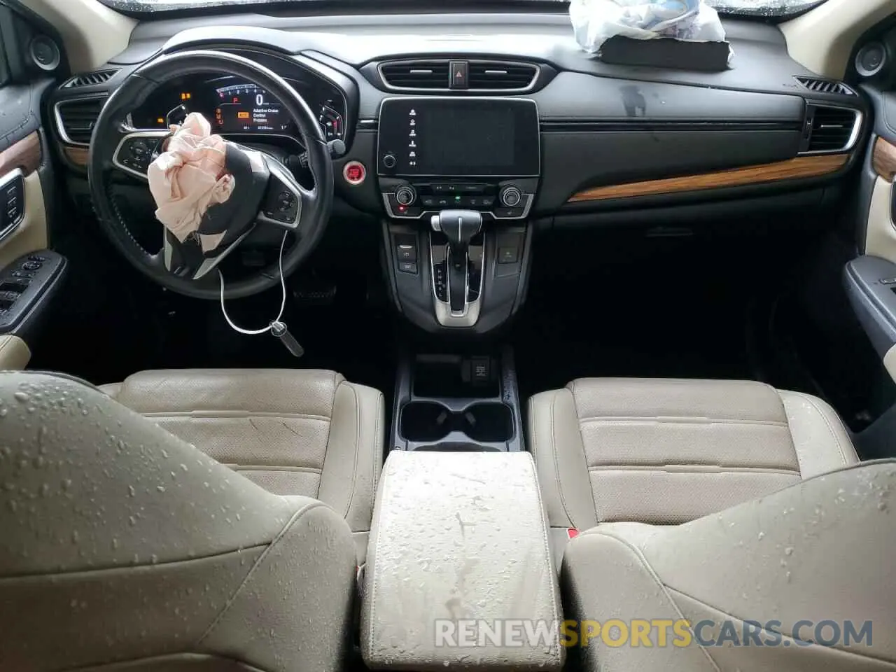 8 Photograph of a damaged car 7FARW2H94KE009376 HONDA CRV 2019