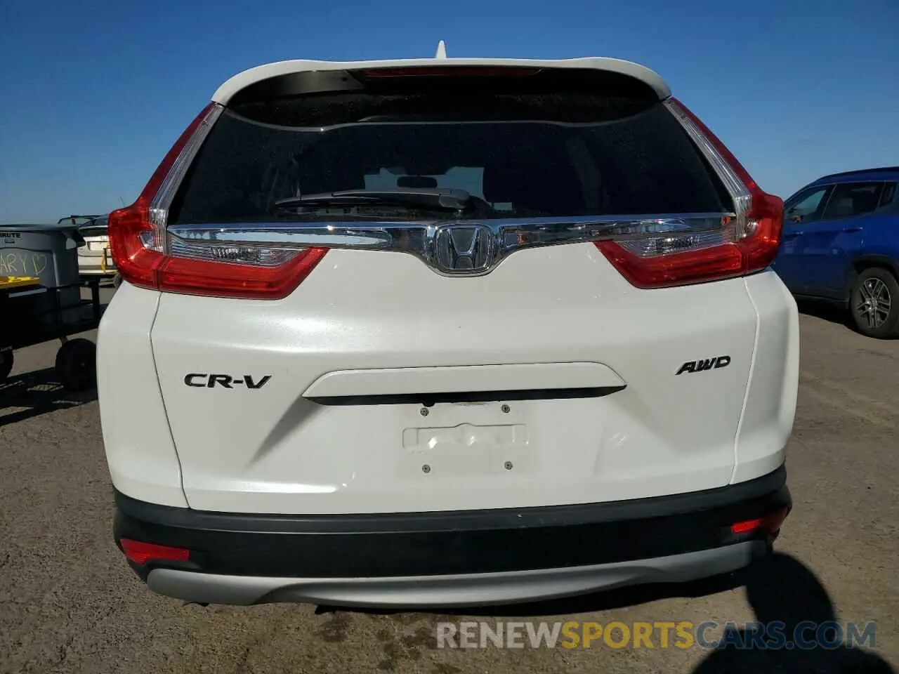 6 Photograph of a damaged car JHLRW2H54KX018712 HONDA CRV 2019