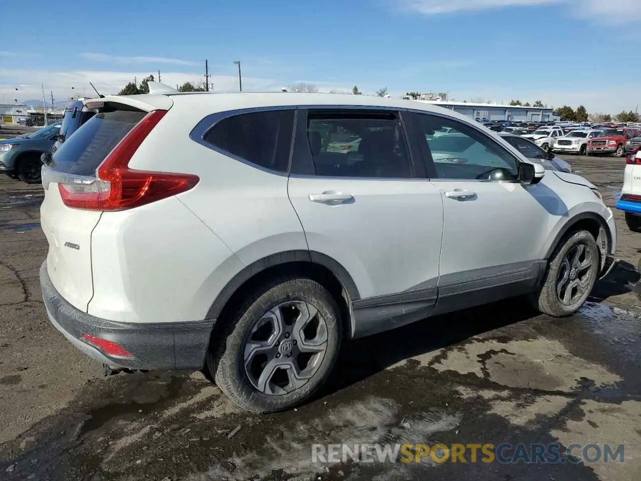 3 Photograph of a damaged car JHLRW2H57KX009938 HONDA CRV 2019