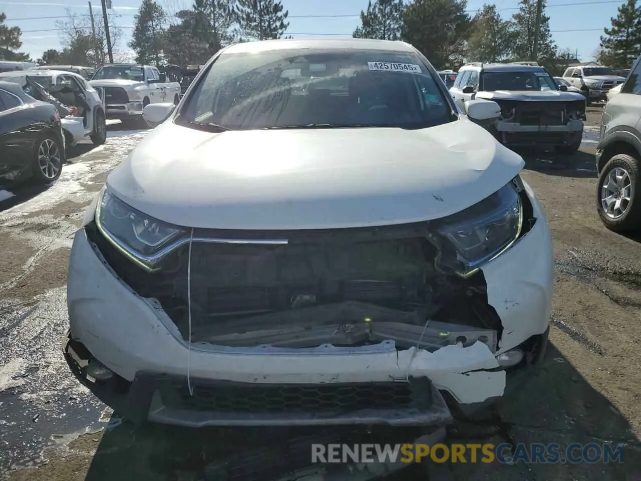 5 Photograph of a damaged car JHLRW2H57KX009938 HONDA CRV 2019