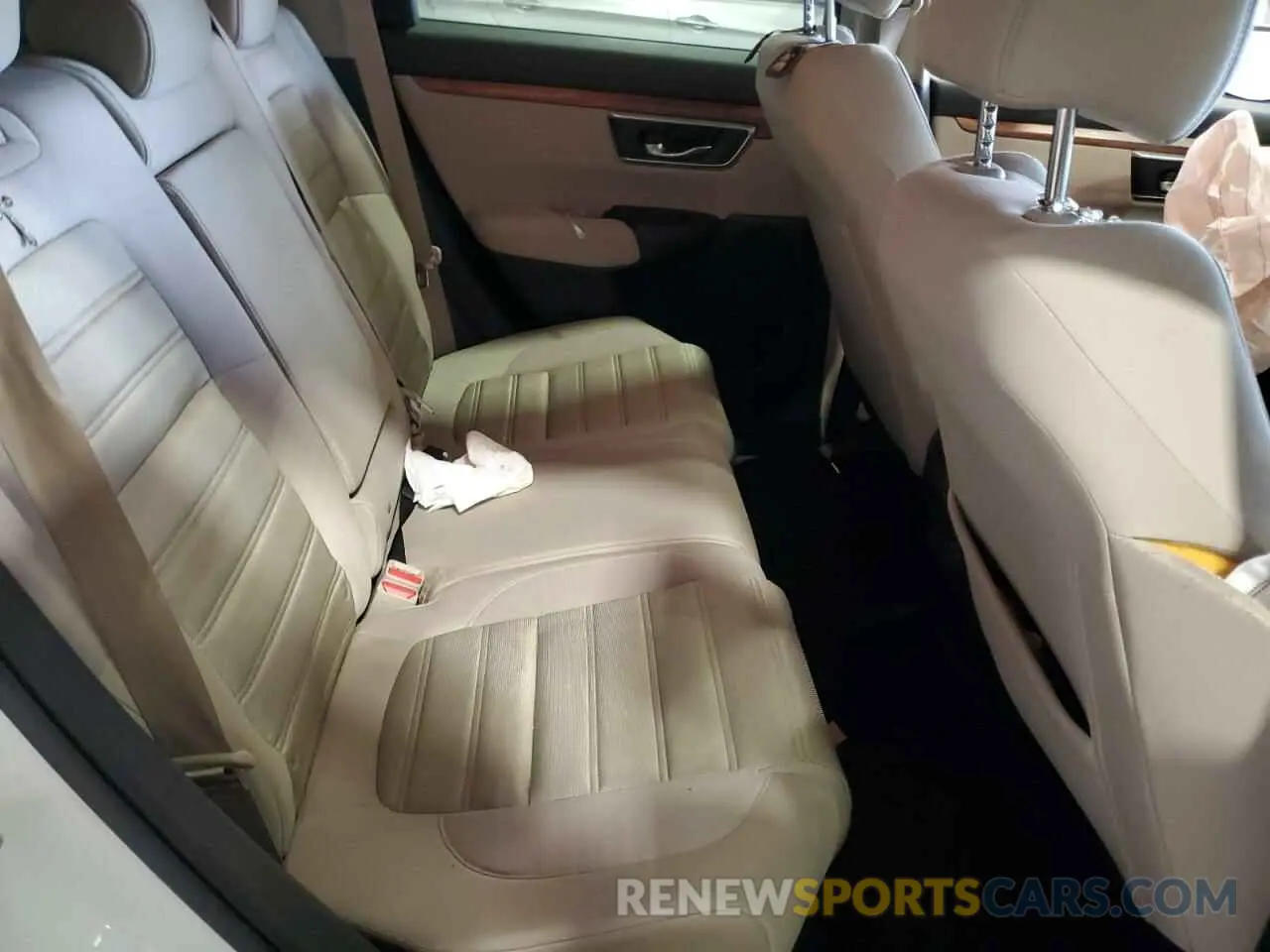 11 Photograph of a damaged car JHLRW2H58KX018891 HONDA CRV 2019