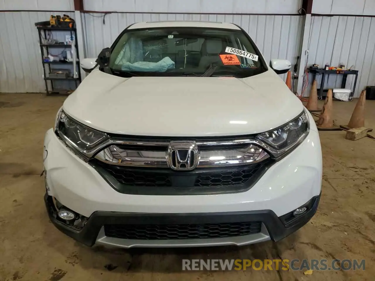 5 Photograph of a damaged car JHLRW2H58KX018891 HONDA CRV 2019