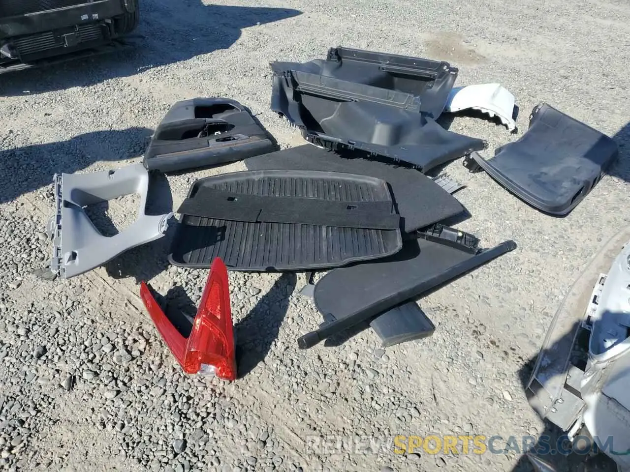13 Photograph of a damaged car JHLRW2H5XKX023011 HONDA CRV 2019