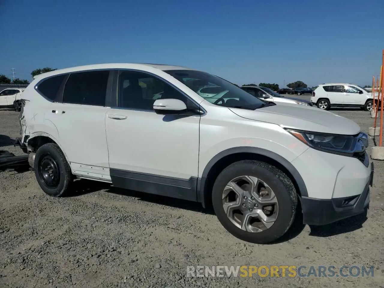 4 Photograph of a damaged car JHLRW2H5XKX023011 HONDA CRV 2019