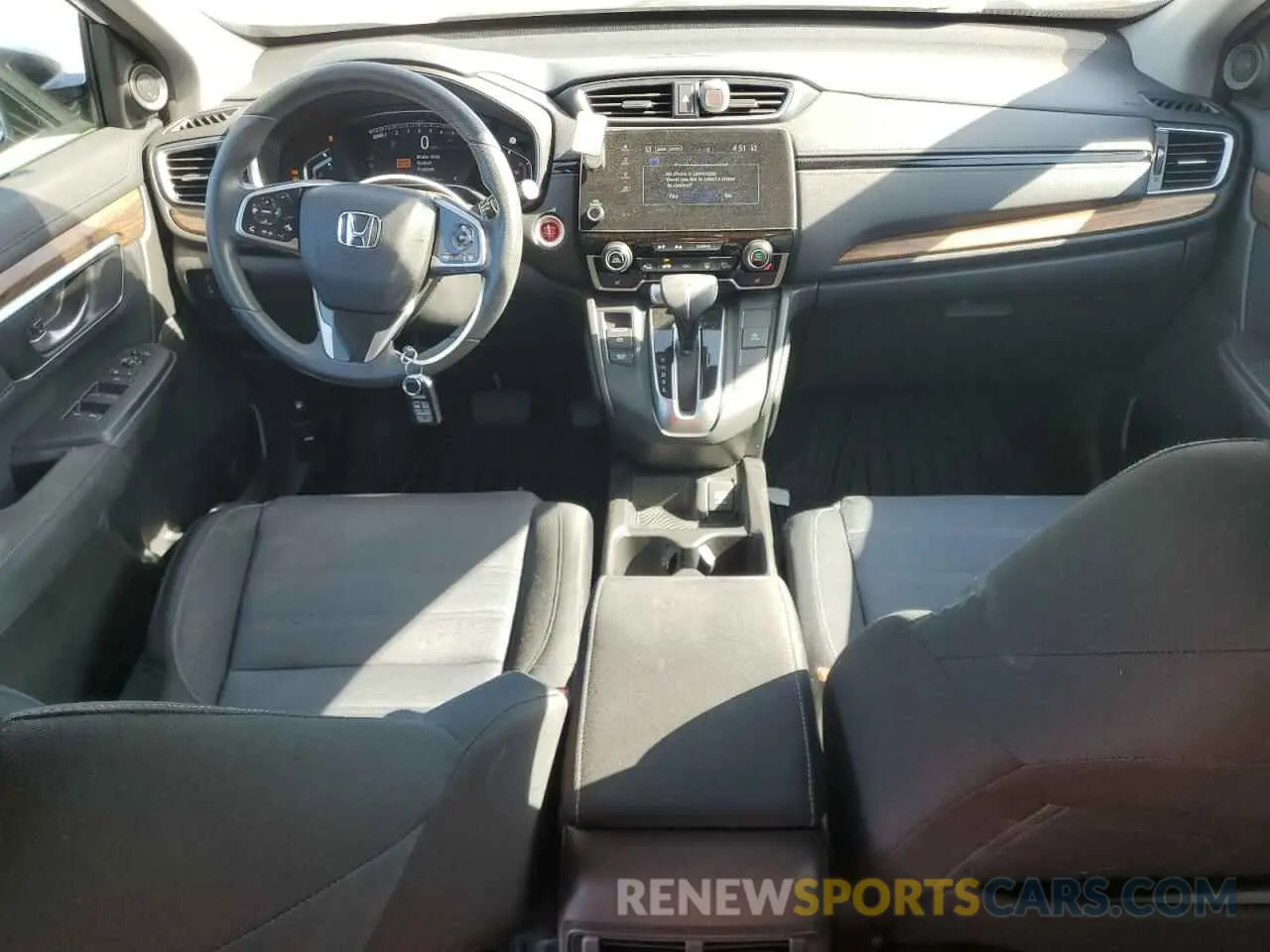 8 Photograph of a damaged car JHLRW2H5XKX023011 HONDA CRV 2019
