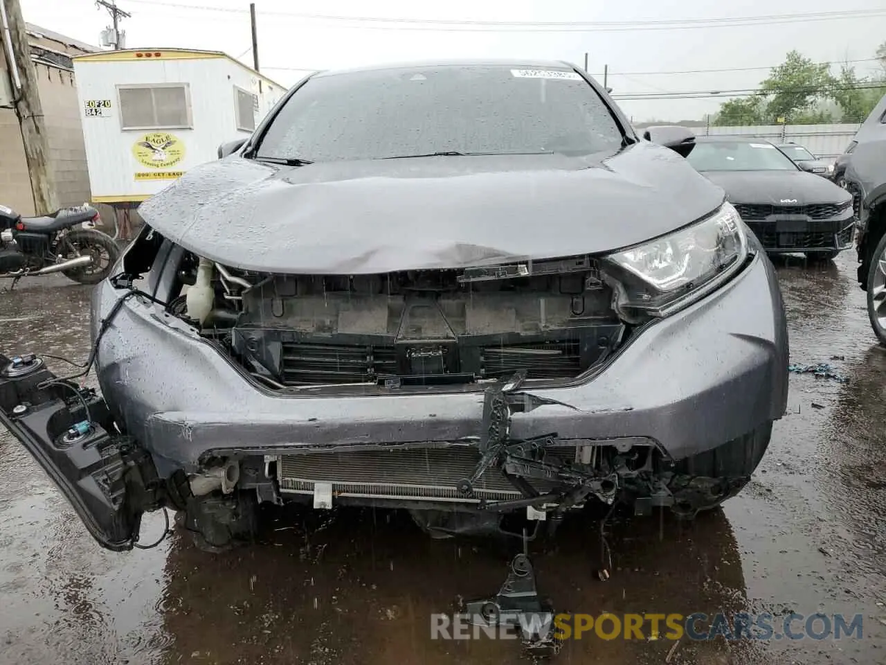 5 Photograph of a damaged car JHLRW2H81KX018189 HONDA CRV 2019