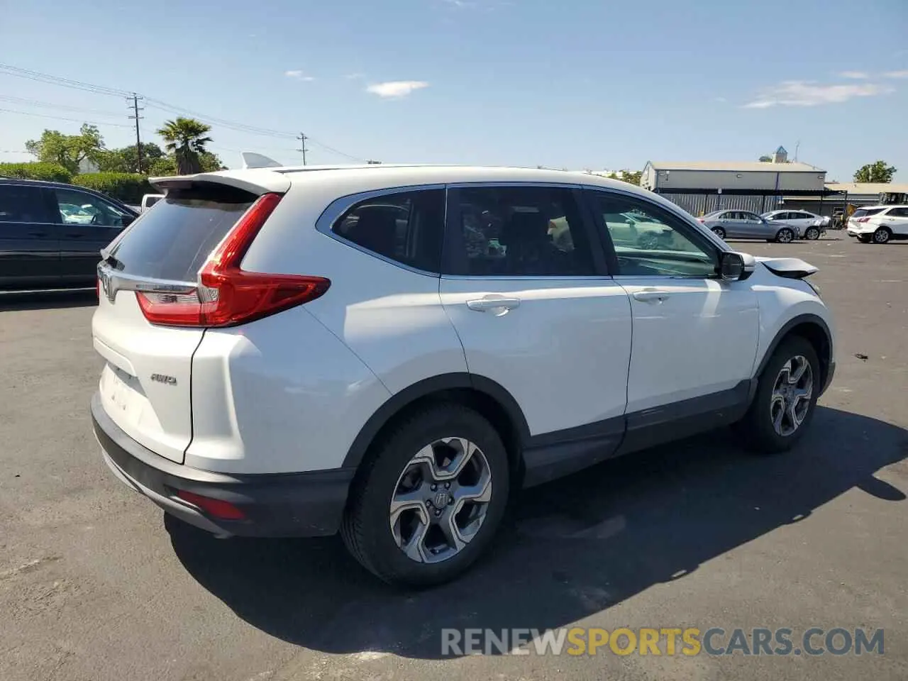 3 Photograph of a damaged car JHLRW2H89KX013029 HONDA CRV 2019