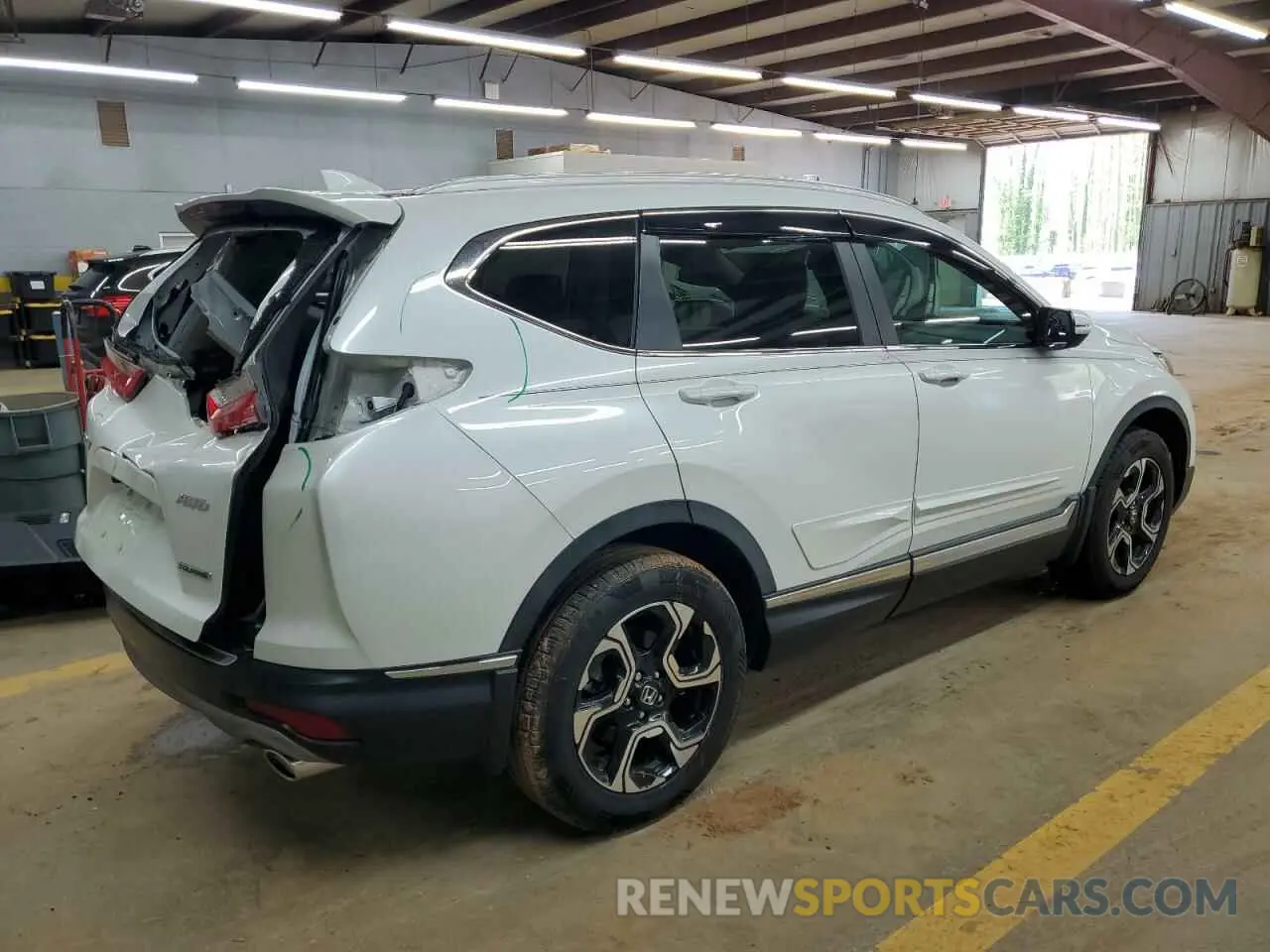 3 Photograph of a damaged car JHLRW2H94KX000102 HONDA CRV 2019